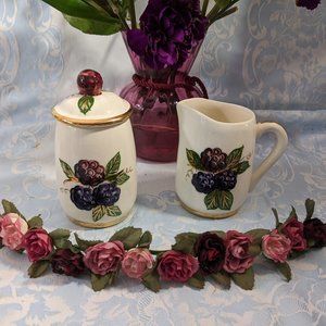 Collectors Vtg Knotts Berry Farm Sugar/Creamer  Famous Blackberry/ Boysenberry